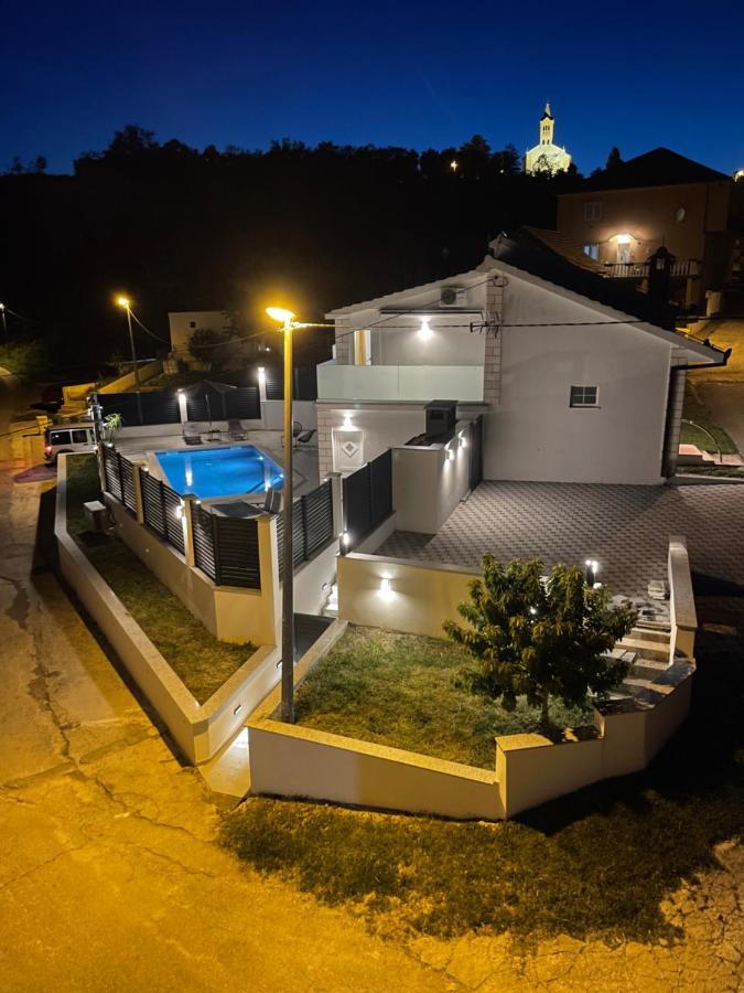 Water Spring Hrvace Exterior foto